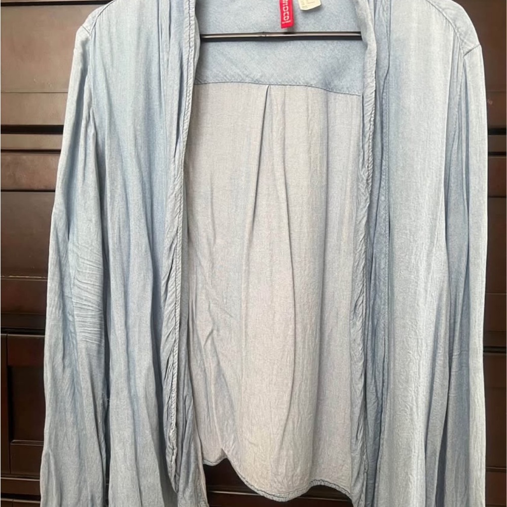 H&M Divided Blue Casual Top